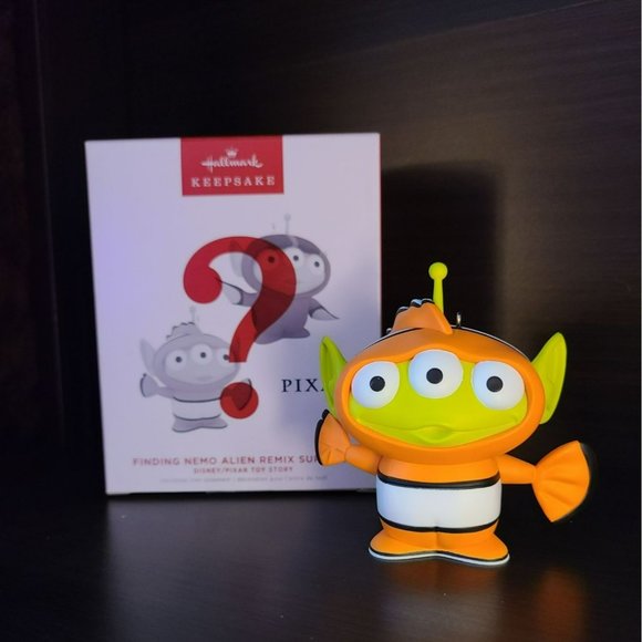 Hallmark Keepsake 2022 Pixar Finding Nemo Alien Remix Surprise Orange - Picture 1 of 7